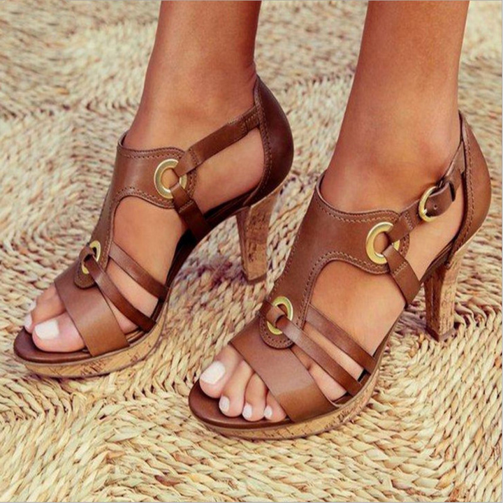 Klara™ - Trendiga & Bekväma Sandaler med Klack (Rea – sista dagen)